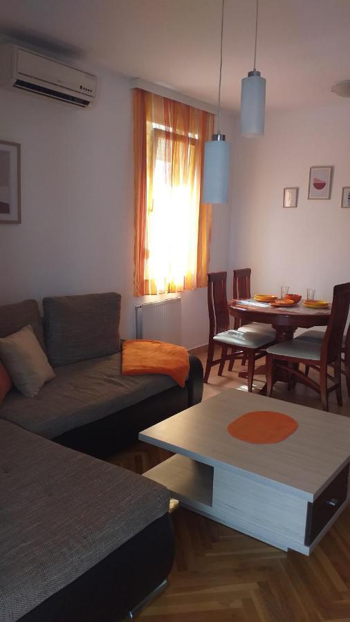 Apartman Anja Νόβι Σαντ Εξωτερικό φωτογραφία