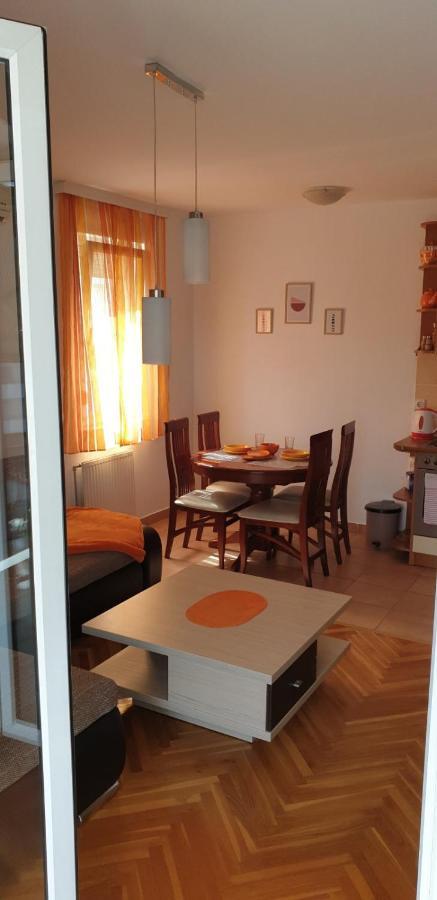 Apartman Anja Νόβι Σαντ Εξωτερικό φωτογραφία