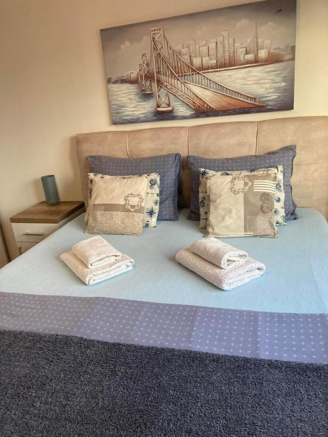 Apartman Anja Νόβι Σαντ Εξωτερικό φωτογραφία