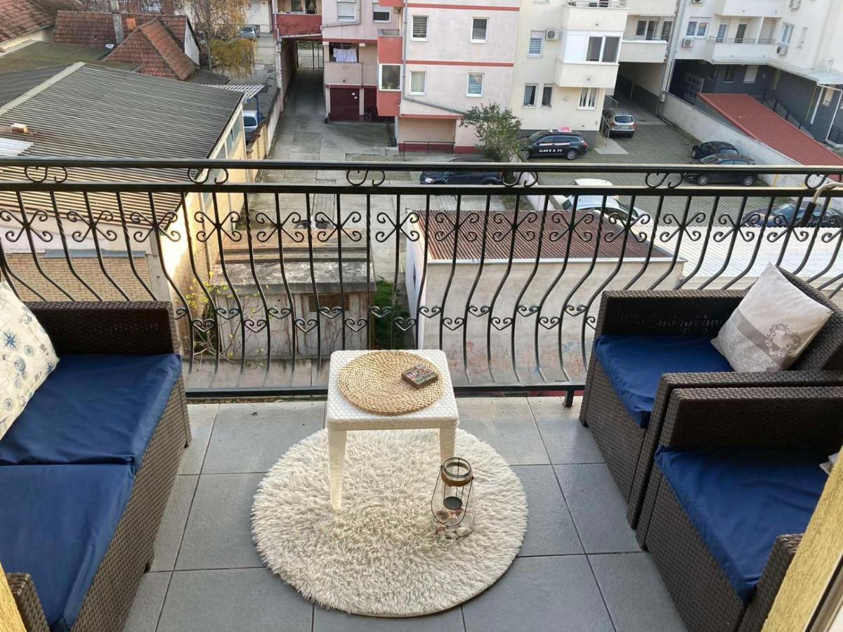 Apartman Anja Νόβι Σαντ Εξωτερικό φωτογραφία